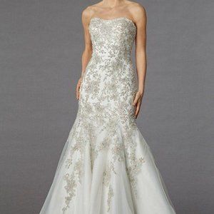 Danielle Caprese for Kleinfeld Wedding Dress